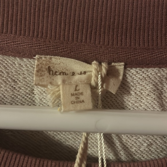 Olivia Colorblock Sweatshirt - Picture 6 of 10